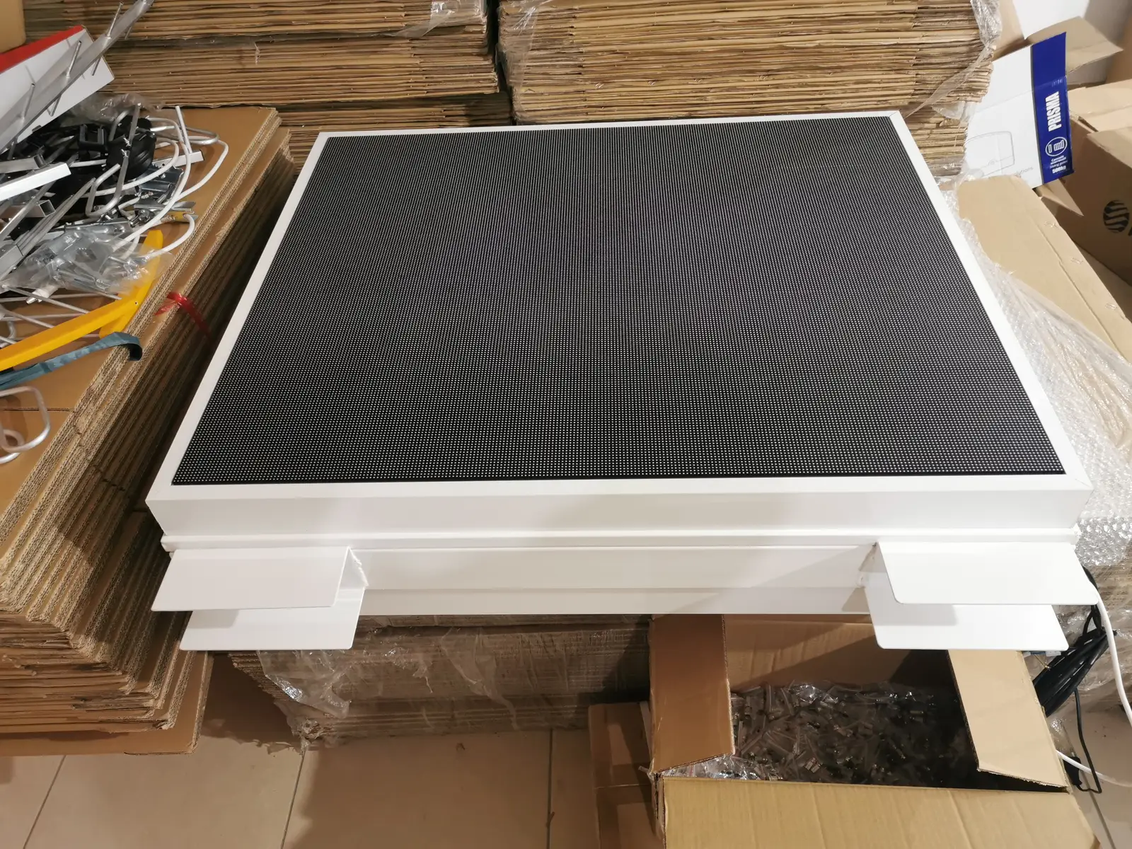 Ηλεκτρονική πινακίδα LED, με διαστάσεις 96x80 και τύπο Pixel P4, έγχρωμο, διπλής όψης, εξωτερικού χώρου - Image 5