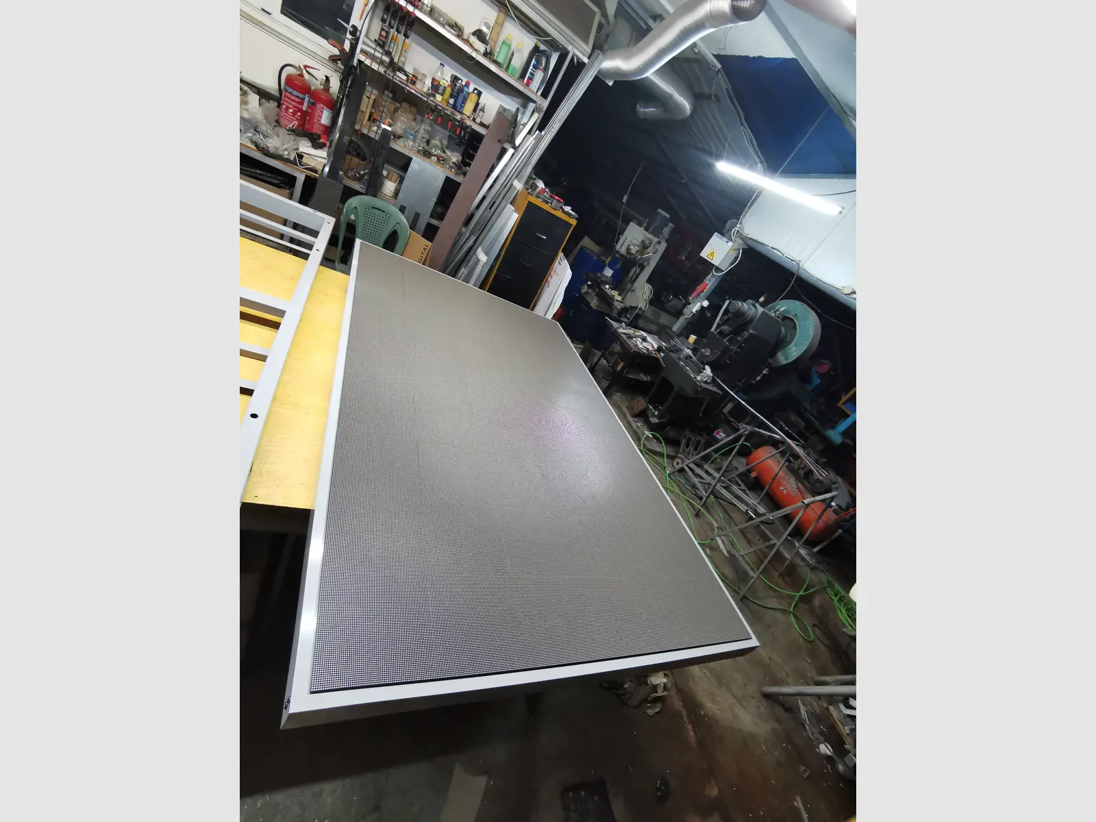 Ηλεκτρονική πινακίδα LED, με διαστάσεις 96x230 και τύπο Pixel P3, έγχρωμο, διπλής όψης, εξωτερικού χώρου - Image 3